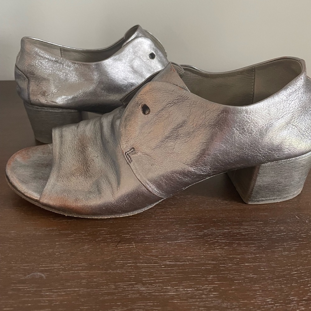 Women shoes